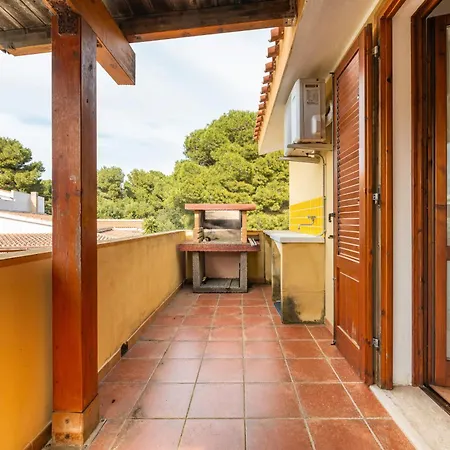 Apartment Casa Ella *