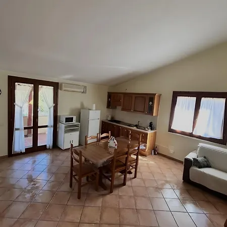 Casa Ella Porto Pino